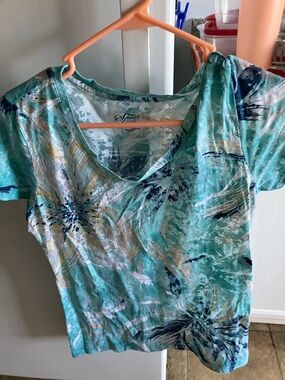 Style & Co. Seafoam Floral V-Neck Short Sleeve Top with Navy & Gold Accents